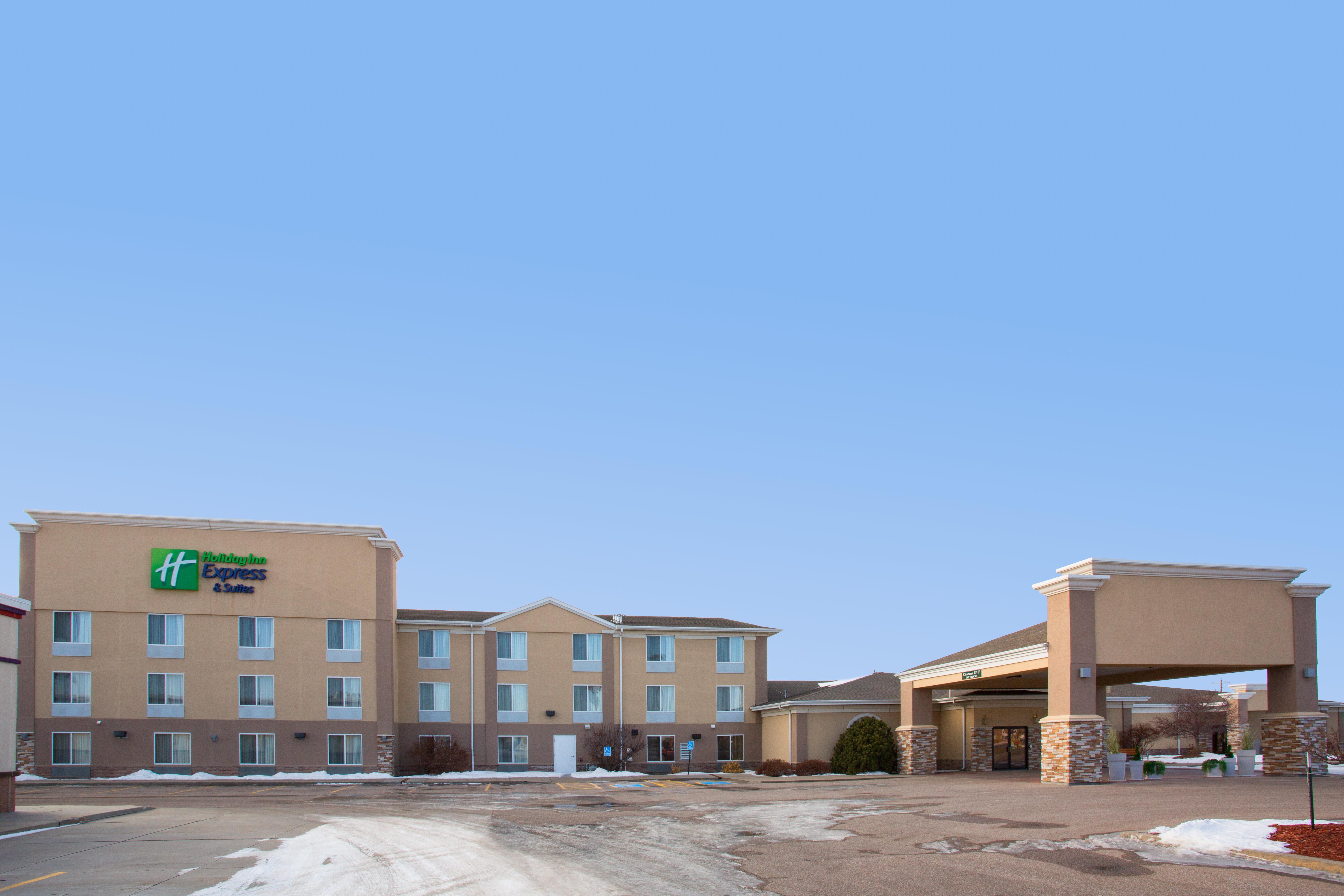 Holiday Inn Express Hotel & Suites Lexington By Ihg Bagian luar foto