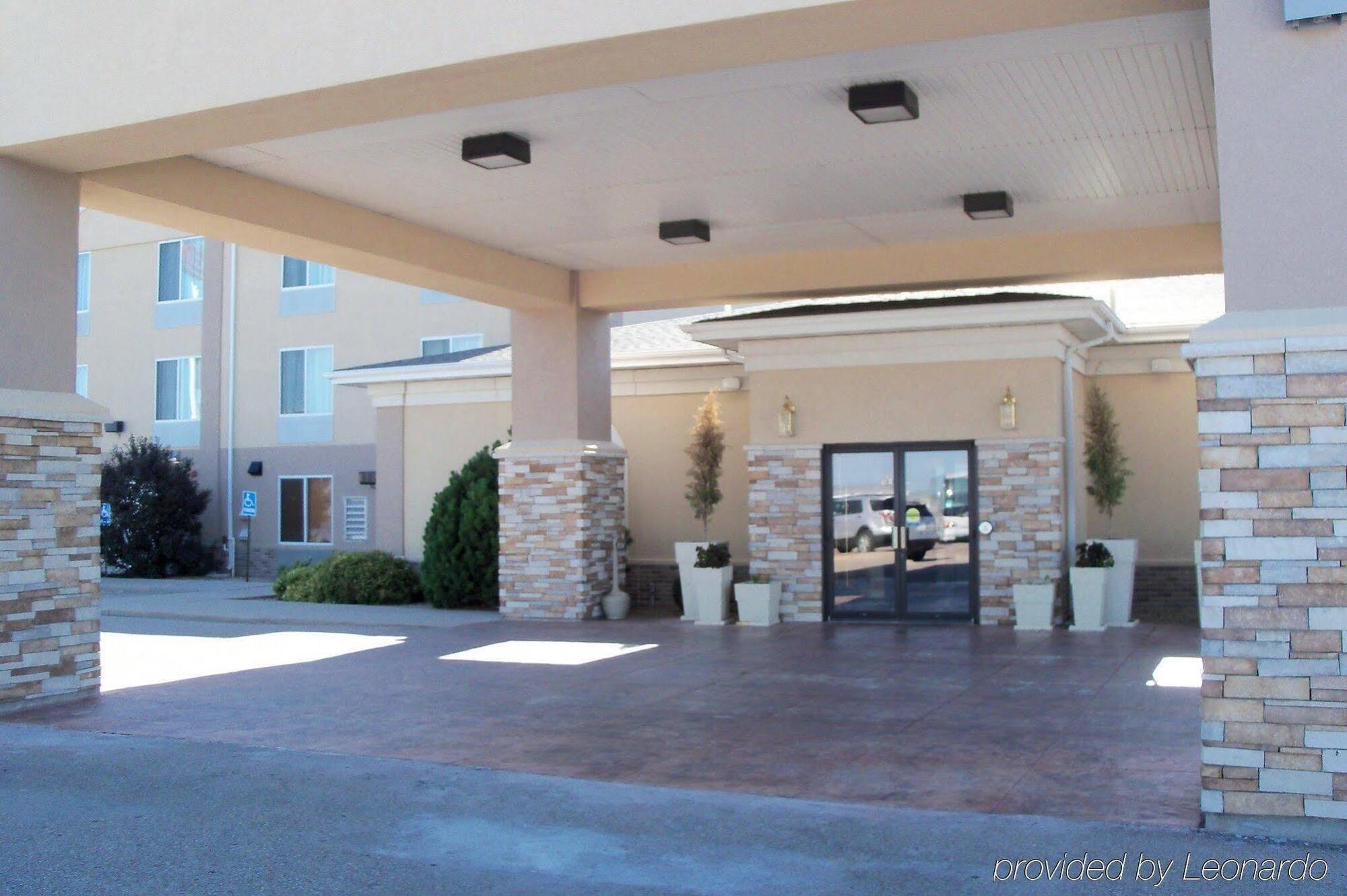 Holiday Inn Express Hotel & Suites Lexington By Ihg Bagian luar foto